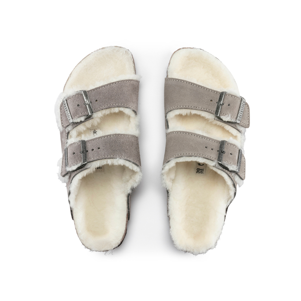 כפכפי בירקנשטוק | Birkenstock Arizona fur Grey