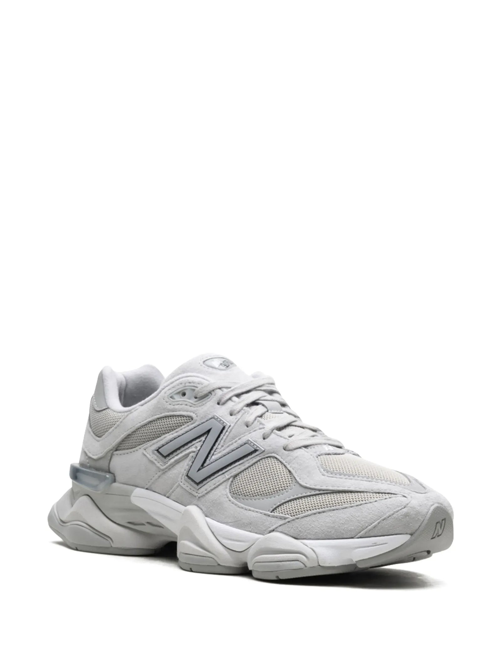 New Balance 9060 – Silver Metallic Grey