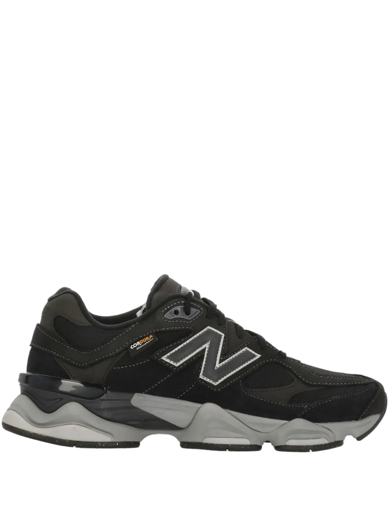 New Balance 9060 – Black