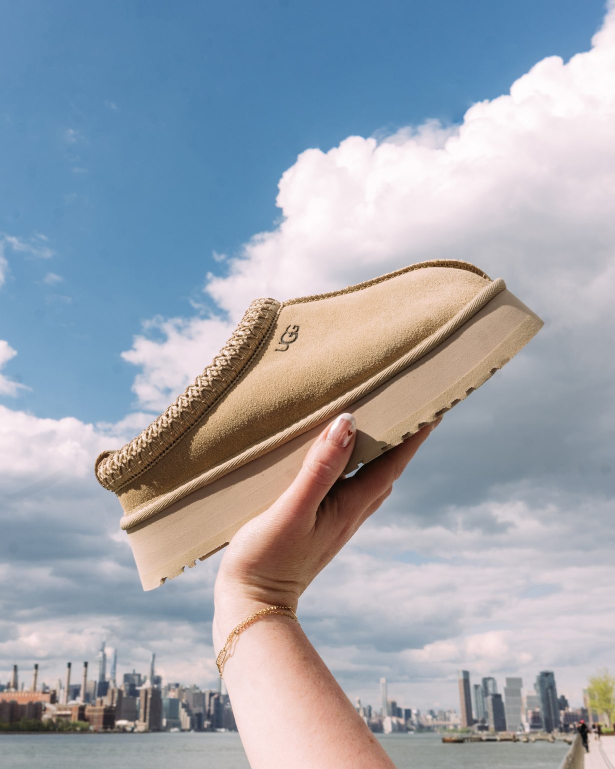 נעלי האג | מגפי האג UGG Tazz Slipper Mustard Seed