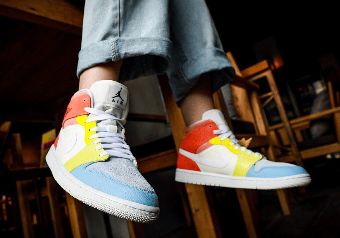 נעלי נייק אייר ג'ורדן | nike air jordan 1 mid to my first coach