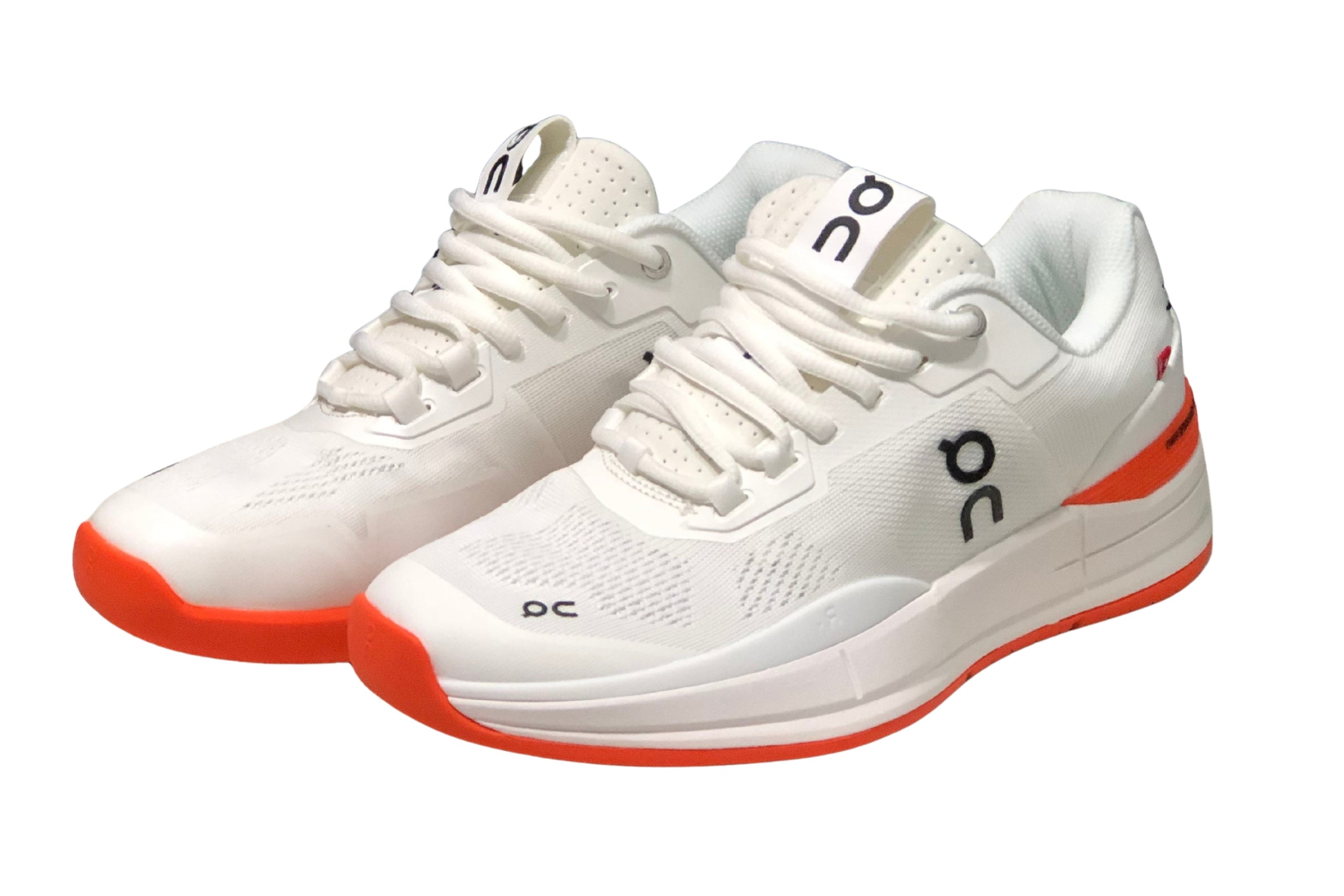 On The Roger Rro Running | און קלאוד