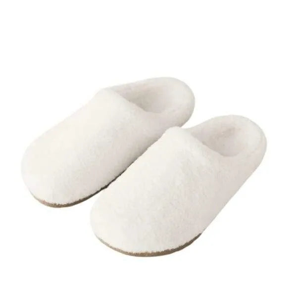 נעלי אלו יוגה | Alo Yoga Sherpa Recovery Slipper