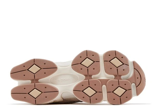 New Balance 9060 – Bisque Sea Salt