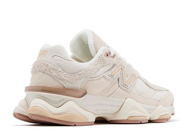 New Balance 9060 – Bisque Sea Salt
