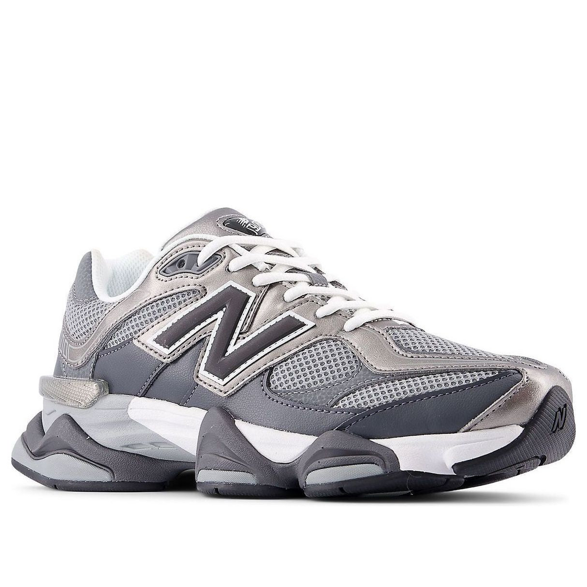 New Balance 9060 – Magnet Faded Black