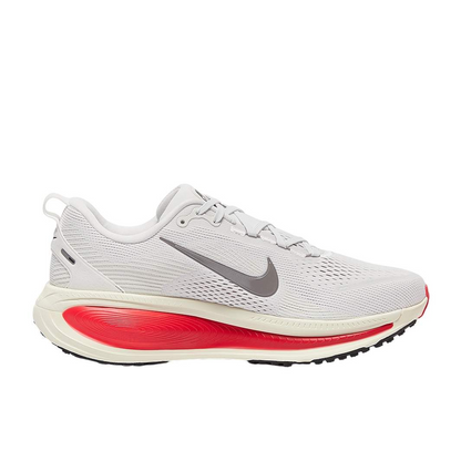 Nike Running Shoes | Nike Vomero 18 Platinum Tint/ Siren Red