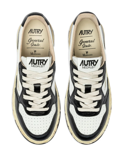Outlet | Autry Super Vintage Low Maison Mihara Yasuhiro White Black